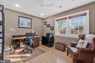 1714 Saddle Ridge Ct, Vienna, VA 22182 - Photo 32