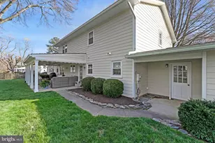 1714 Saddle Ridge Ct, Vienna, VA 22182 - Photo 36