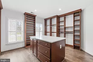 11317 Walnut Creek Ct, Oakton, VA 22124 - Photo 44