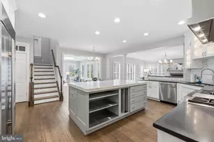 11317 Walnut Creek Ct, Oakton, VA 22124 - Photo 12