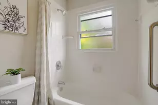 6434 Carriage Dr, Alexandria, VA 22310 - Photo 16
