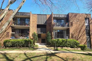 7802 Dassett Ct, Annandale, VA 22003 - Photo 6