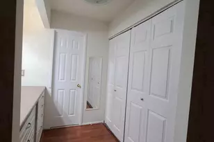 7802 Dassett Ct, Annandale, VA 22003 - Photo 4