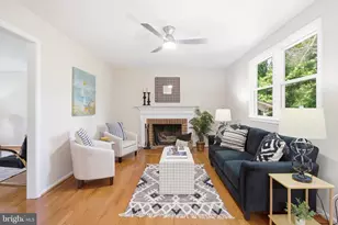 4749 Farndon Ct, Fairfax, VA 22032 - Photo 4