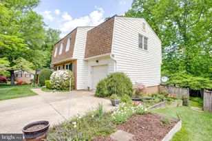 4749 Farndon Ct, Fairfax, VA 22032 - Photo 10