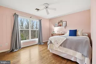 1803 Brookstone Ct, Vienna, VA 22182 - Photo 36