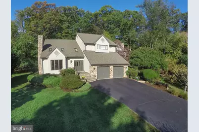904 Falls Bridge Lane, Great Falls, VA 22066 - Photo 1