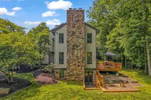 904 Falls Bridge Ln, Great Falls, VA 22066 - Photo 44
