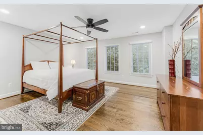 7814 Crownhurst Court, McLean, VA 22102 - Photo 26