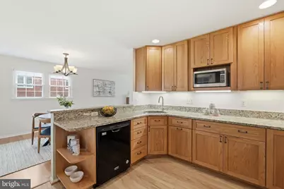 8110 Carrick Lane, Springfield, VA 22151 - Photo 12