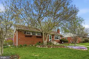 8110 Carrick Ln, Springfield, VA 22151 - Photo 1