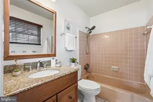 8110 Carrick Ln, Springfield, VA 22151 - Photo 20