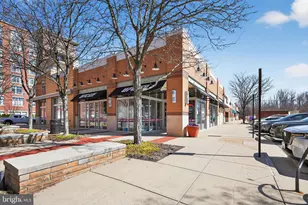 4490 Market Commons Dr, Fairfax, VA 22033 - Photo 36