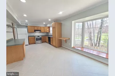 6644 Green Ash Drive, Springfield, VA 22152 - Photo 12