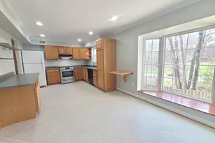 6644 Green Ash Dr, Springfield, VA 22152 - Photo 12