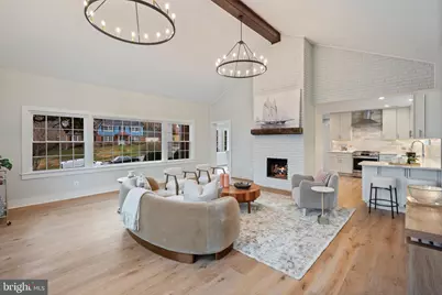 7204 Regent, Alexandria, VA 22307 - Photo 8