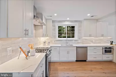 7204 Regent, Alexandria, VA 22307 - Photo 12