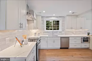 7204 Regent Dr, Alexandria, VA 22307 - Photo 12