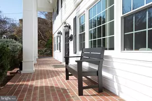 7204 Regent Dr, Alexandria, VA 22307 - Photo 4