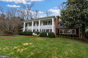 7204 Regent Dr, Alexandria, VA 22307 - Photo 2