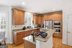 6816 Rigby Ln, McLean, VA 22101 - Photo 12