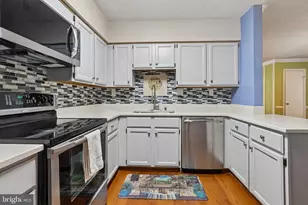 3127 Patrick Henry Dr, Falls Church, VA 22044 - Photo 12