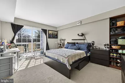 3179 Summit Square Drive #2-E1, Oakton, VA 22124 - Photo 22