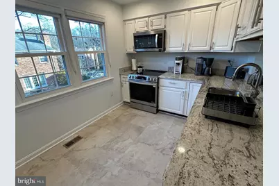 7007 Dunningham Place #4, McLean, VA 22101 - Photo 8