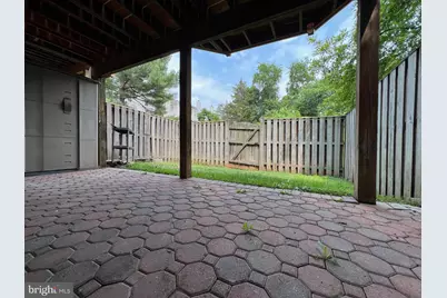 13327 Foxhole Drive, Fairfax, VA 22033 - Photo 18