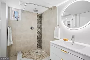 7318 Chatham St, Springfield, VA 22151 - Photo 34