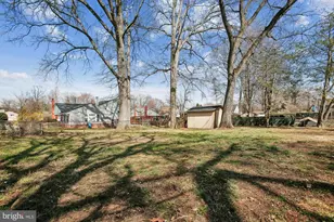 7318 Chatham St, Springfield, VA 22151 - Photo 44