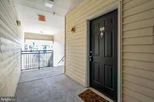 12104 Garden Grove Cir, Fairfax, VA 22030 - Photo 30