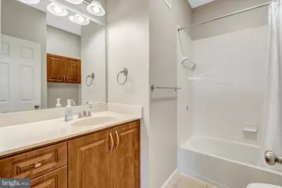 12104 Garden Grove Circle #401, Fairfax, VA 22030 - Photo 24