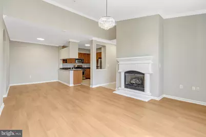 12104 Garden Grove Circle #401, Fairfax, VA 22030 - Photo 4