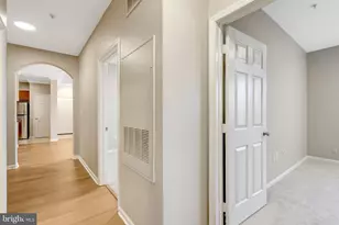 12104 Garden Grove Cir, Fairfax, VA 22030 - Photo 14