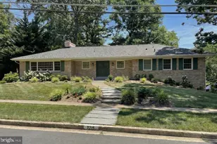 7215 Marine Dr, Alexandria, VA 22307 - Photo 1