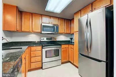 11800 Sunset Hills Road #823, Reston, VA 20190 - Photo 12