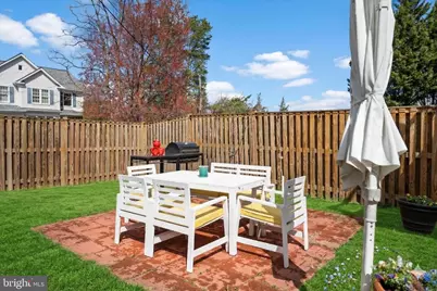 8261 Electric Avenue, Vienna, VA 22182 - Photo 34