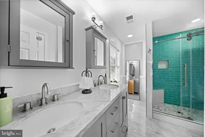 8261 Electric Avenue, Vienna, VA 22182 - Photo 28