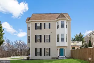 8261 Electric Ave, Vienna, VA 22182 - Photo 2