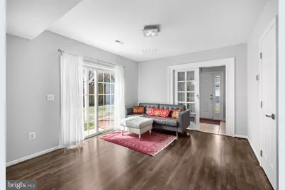 8261 Electric Avenue, Vienna, VA 22182 - Photo 8