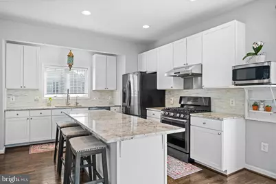 8261 Electric Avenue, Vienna, VA 22182 - Photo 12