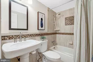 10424 Collingham Dr, Fairfax, VA 22032 - Photo 34