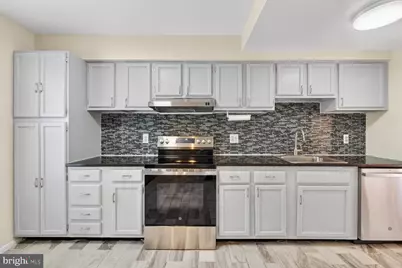 6427 Old Scotts Court, Springfield, VA 22152 - Photo 10