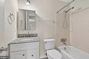 6427 Old Scotts Ct, Springfield, VA 22152 - Photo 22