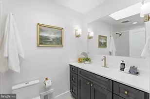 8615 Kerry Ln, Springfield, VA 22152 - Photo 26