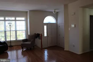 7337 Oldham Leeds Way, Springfield, VA 22150 - Photo 16