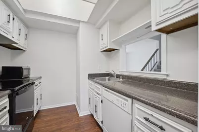 5490 Safe Harbor Court, Fairfax, VA 22032 - Photo 10