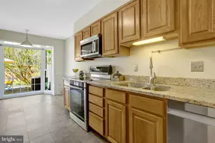 3032 Seven Oaks Pl, Falls Church, VA 22042 - Photo 8