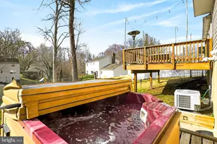 9056 Brook Ford Rd, Burke, VA 22015 - Photo 46